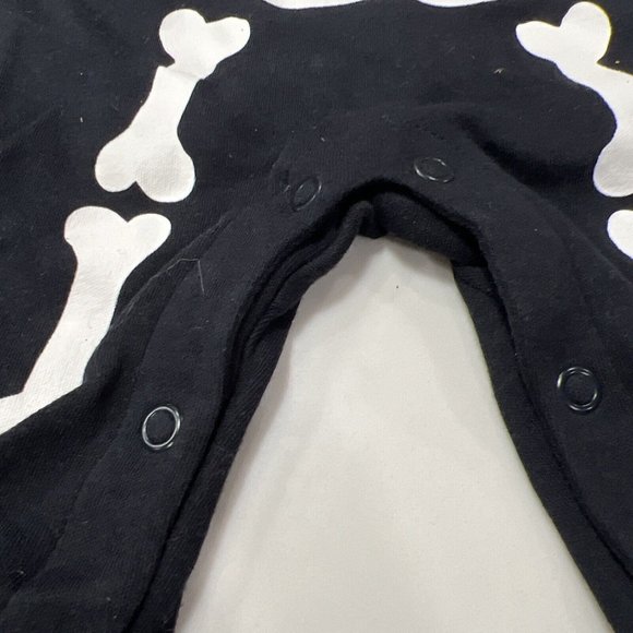 Just One You Made By Carter’s Skeleton with candy in stomach Footie Pjs Size NB - Picture 4 of 10